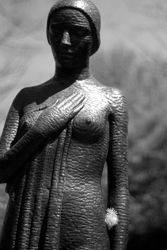 Statues in Toronto. Jane's Walk 2012. Photography by Leah Snyder. 